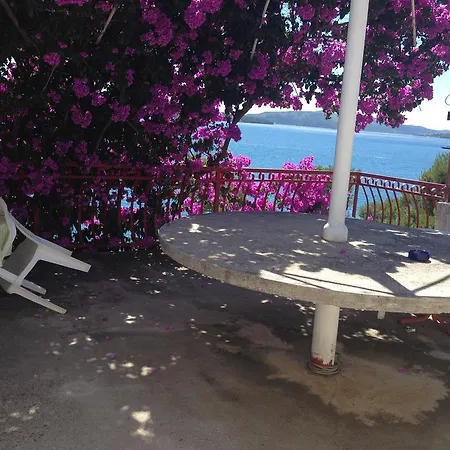 Apartments Ana Trogir Exterior photo