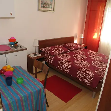 Apartments Ana Trogir Exterior photo