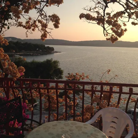 Apartments Ana Trogir Exterior photo